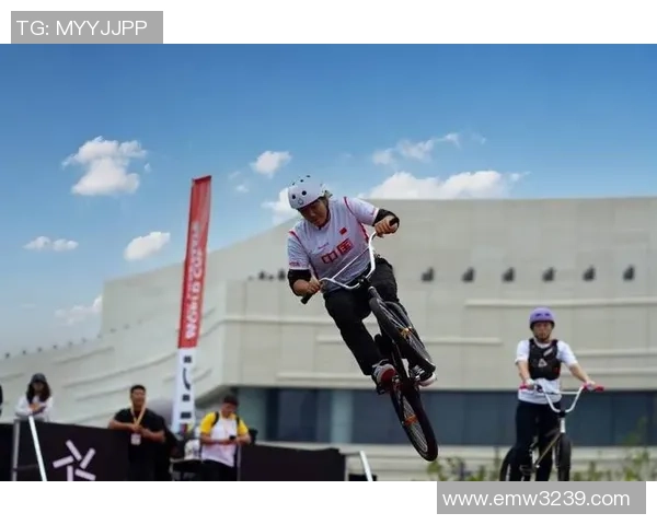 上海极限运动队在世界滑板锦标赛中以80分稳居积分榜首位